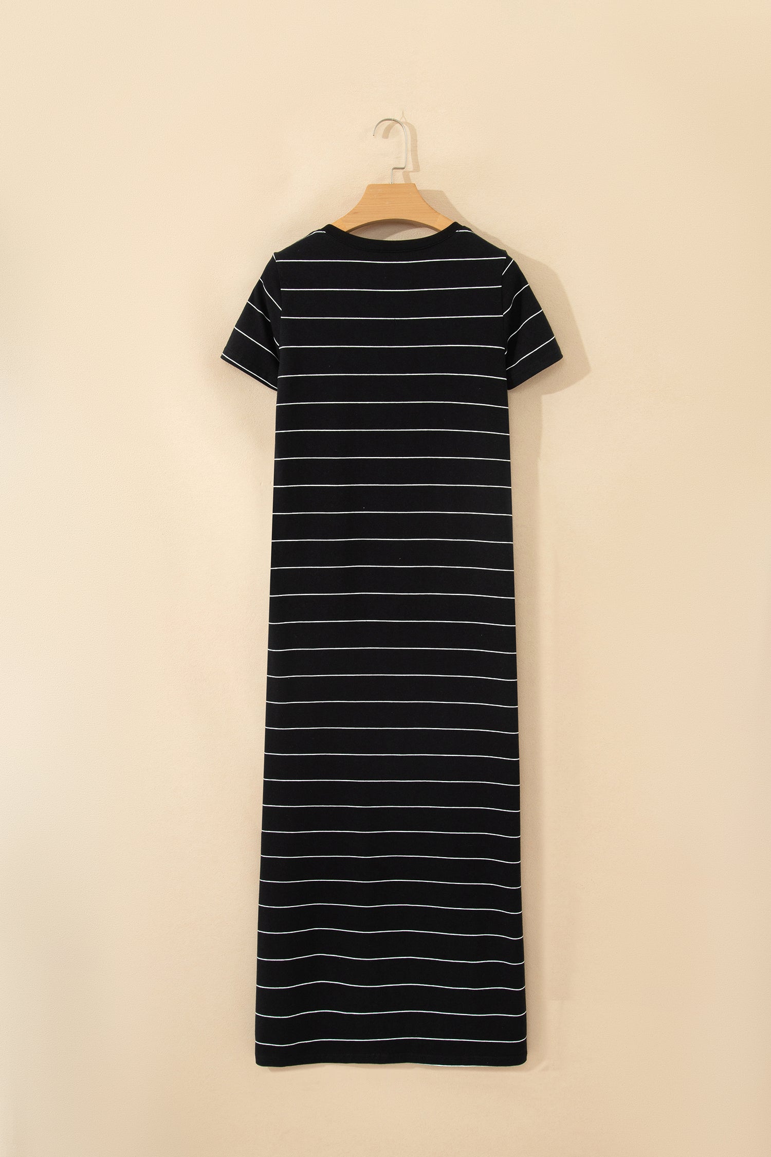 Vestido largo estilo camiseta informal con abertura lateral