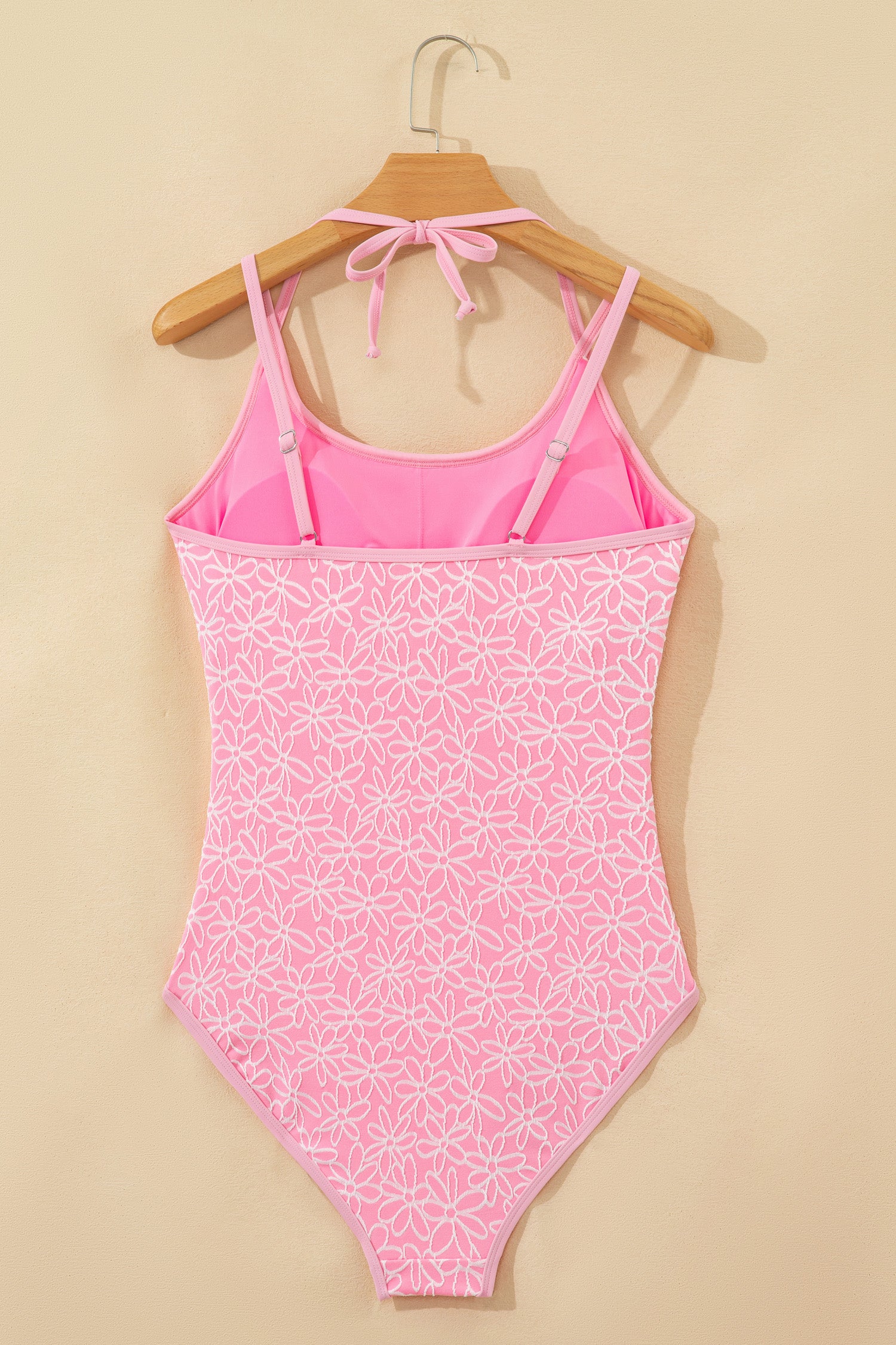 Traje de baño de una pieza con tirantes finos