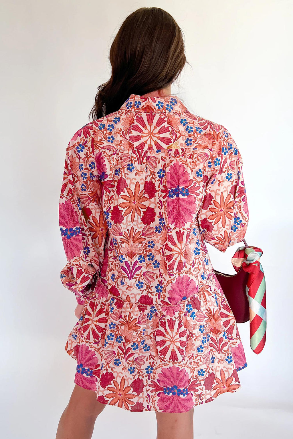 Minivestido de manga larga con estampado