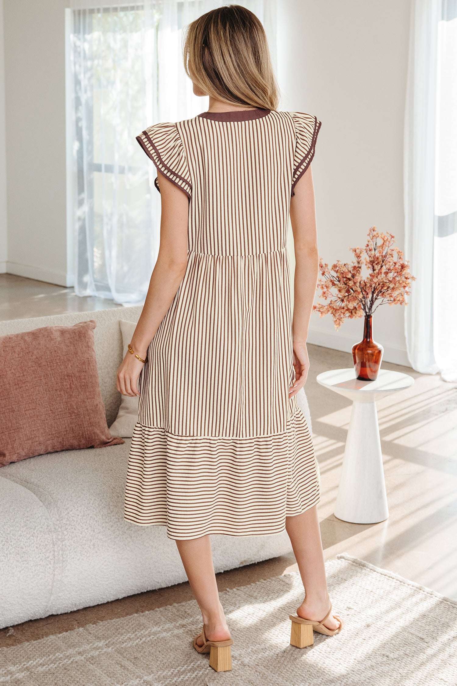 Vestido midi rayas con volantes dobles