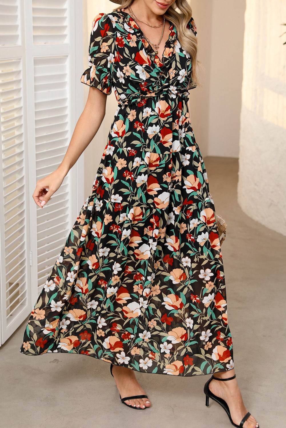 Vestido largo estampado floral ardiente con volantes