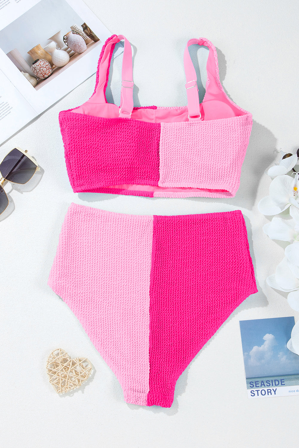 Traje de baño de bikini de cuello cuadrado
