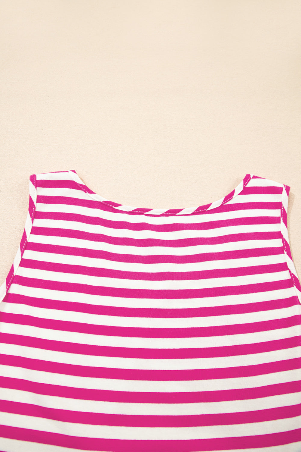 Rose Stripe U Neck Maneveless Fit