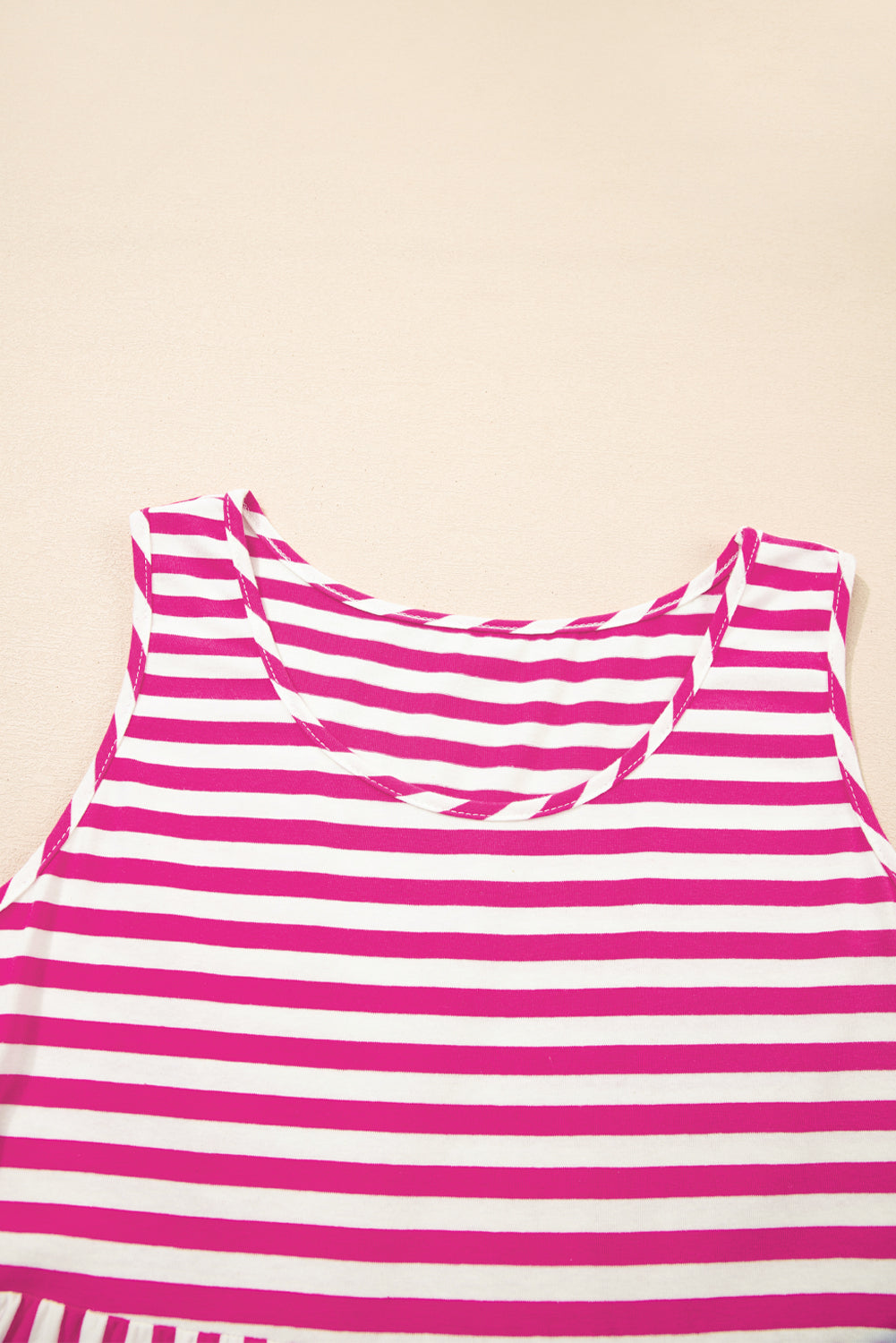 Rose Stripe U Neck Maneveless Fit