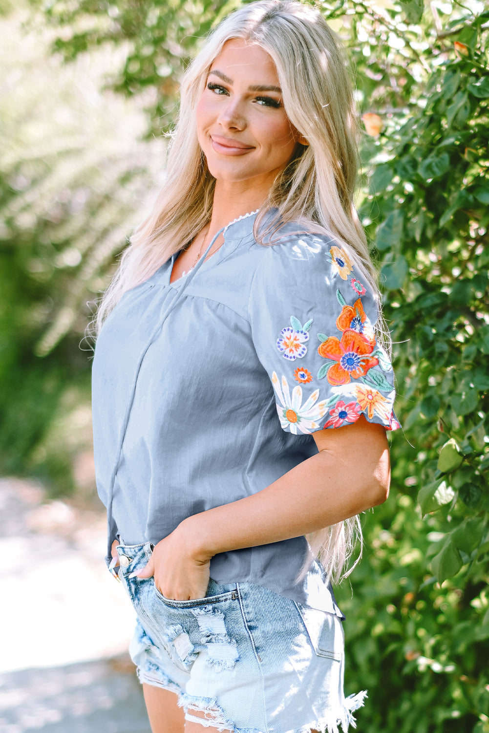 Beau Blue Floral Floral Borded