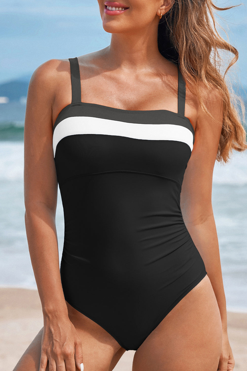 Traje de baño de una pieza con tirantes